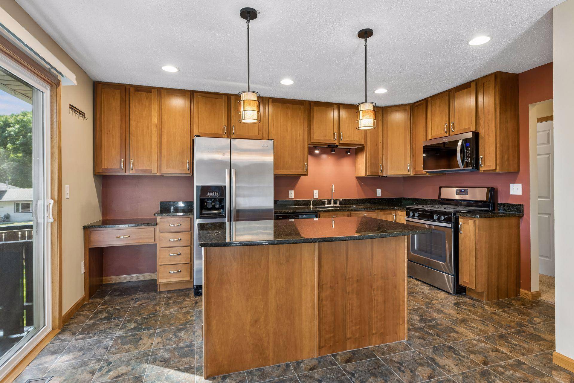 7817 73rd ST S, Cottage Grove, MN 55016