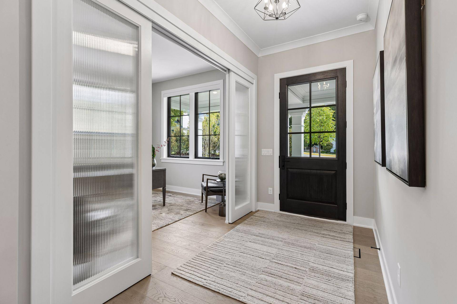 109 Minnetonka AVE S, Wayzata, MN 55391