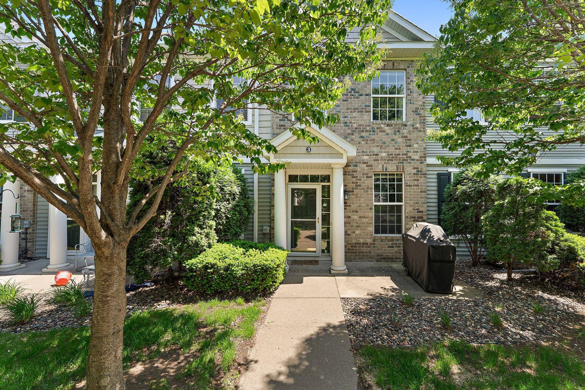 1610 Woodlynn AVE #3, Maplewood, MN 55109