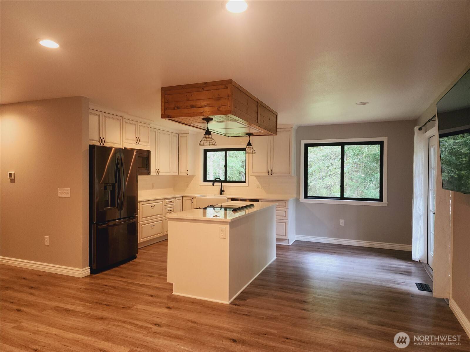 8120 Berry Ridge LN NW, Silverdale, WA 98383