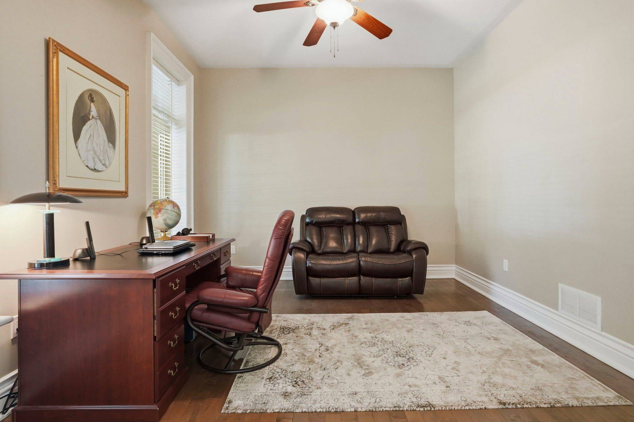 11 Palomino DR, Hamilton, ON L0R 1H3