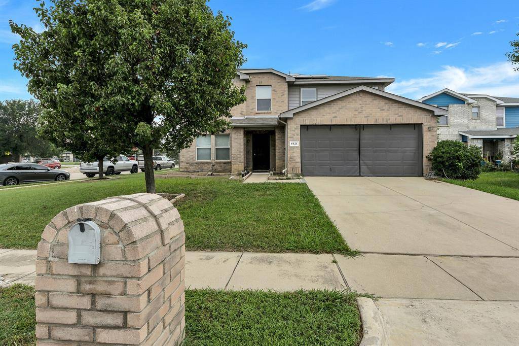 6021 Lucas Court, Fort Worth, TX 76119