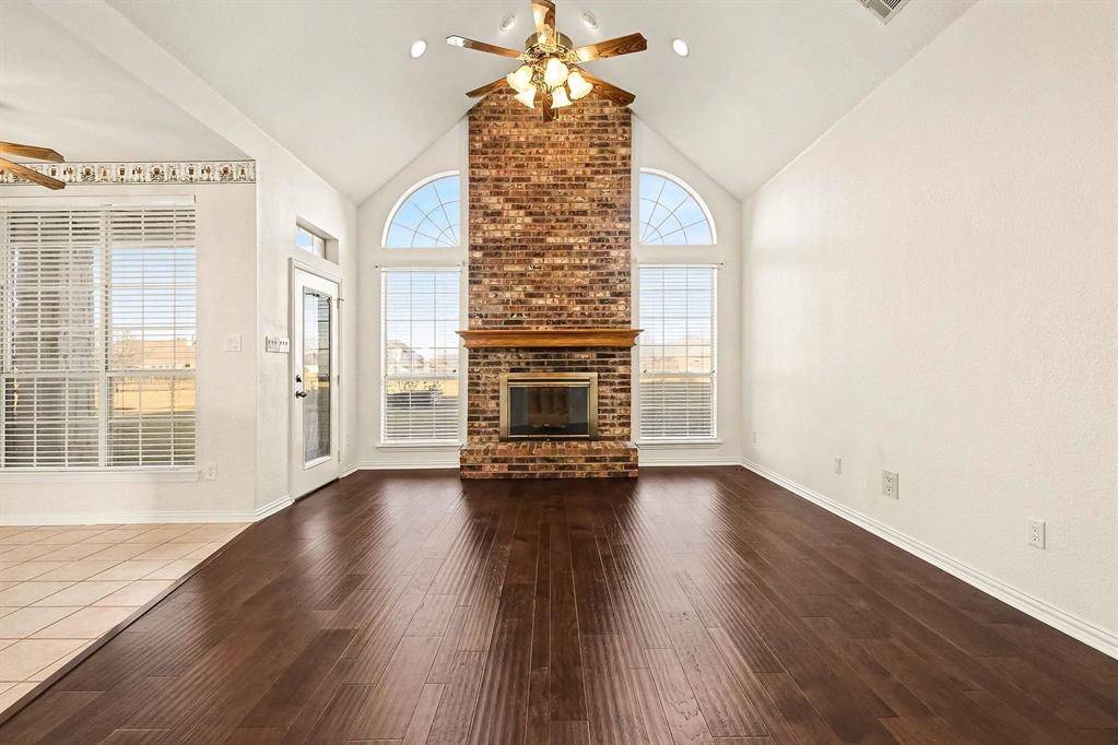 1001 W Remington Park Drive, Terrell, TX 75160