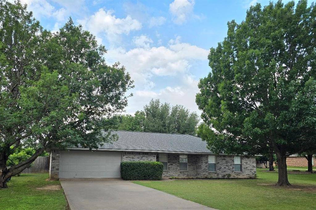 5324 Mission Circle, Granbury, TX 76049