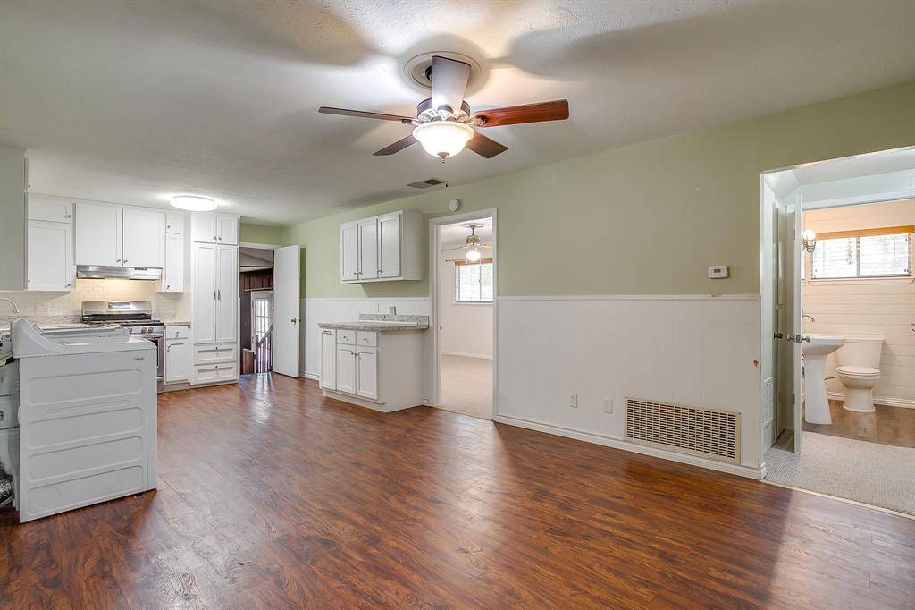 302 Case Street, Weatherford, TX 76086