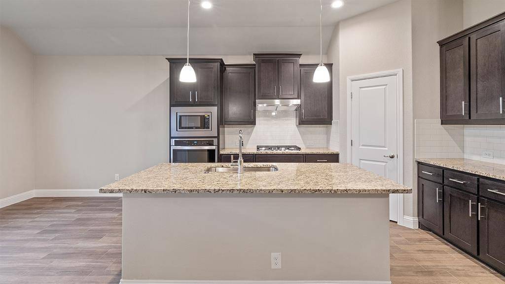 3284 PIER VIEW Street, Grand Prairie, TX 76065