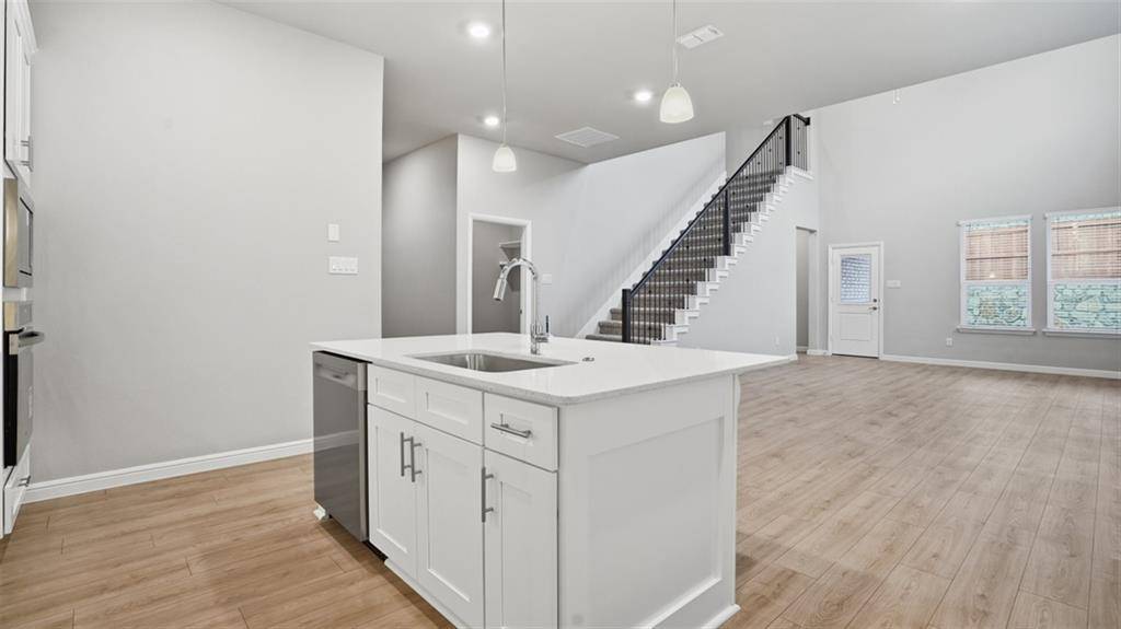 728 SOARING HAWK Drive, Fort Worth, TX 76008