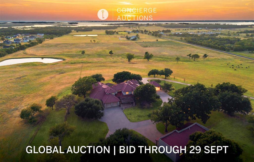 701 W Walcott Street, Pilot Point, TX 76258
