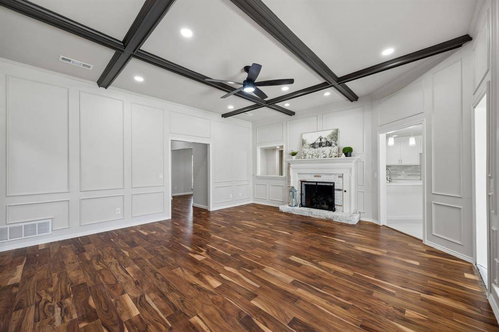 317 Pebble Knoll, Highland Village, TX 75077