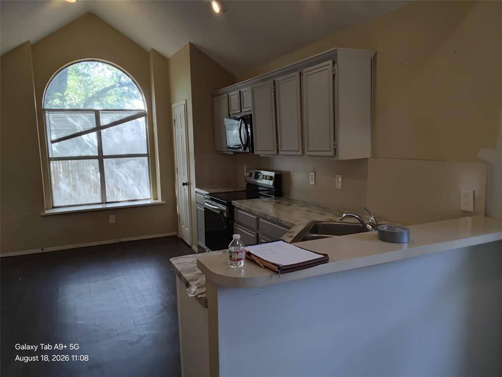 12418 Summer Hill Drive, Balch Springs, TX 75180