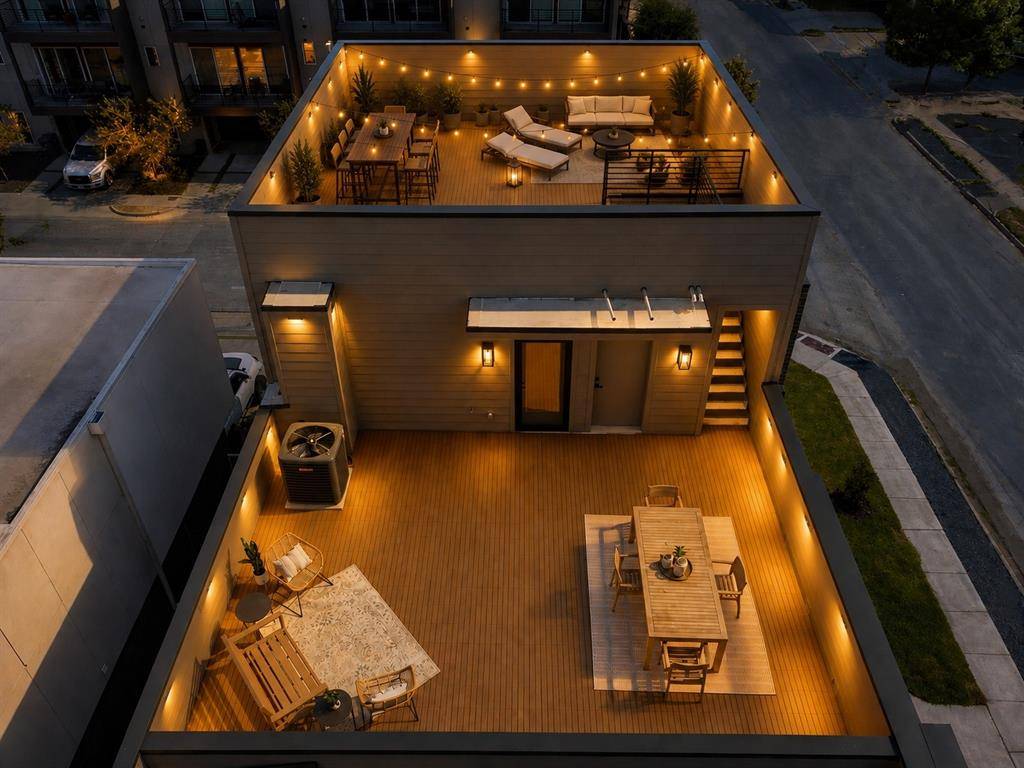 2336 N Carroll Avenue, Dallas, TX 75204