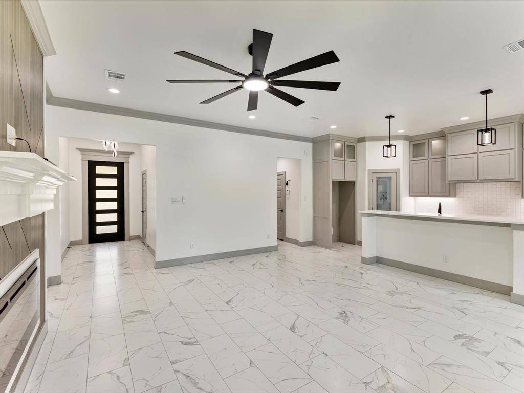 716 E Jefferson Street, Waxahachie, TX 75165