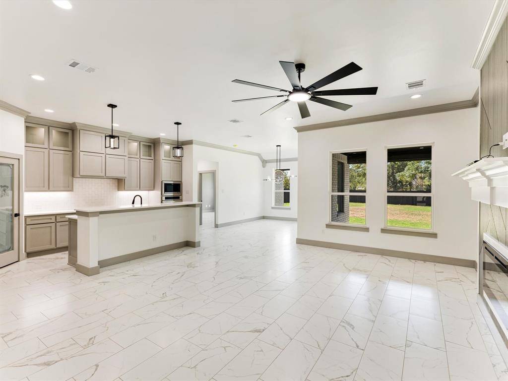 716 E Jefferson Street, Waxahachie, TX 75165