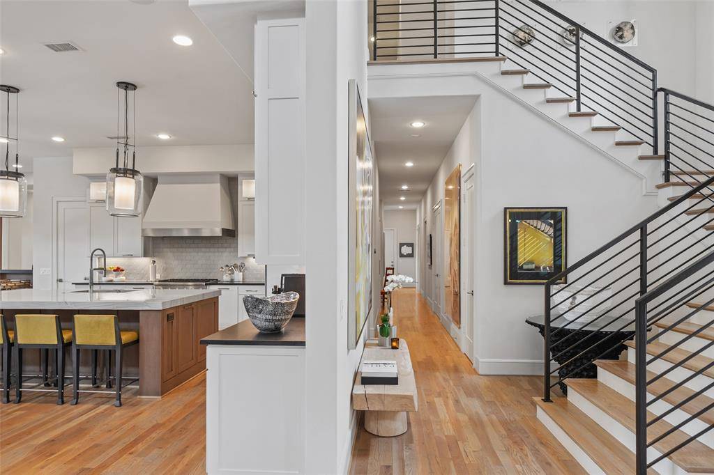 11011 Jamestown Road, Dallas, TX 75230