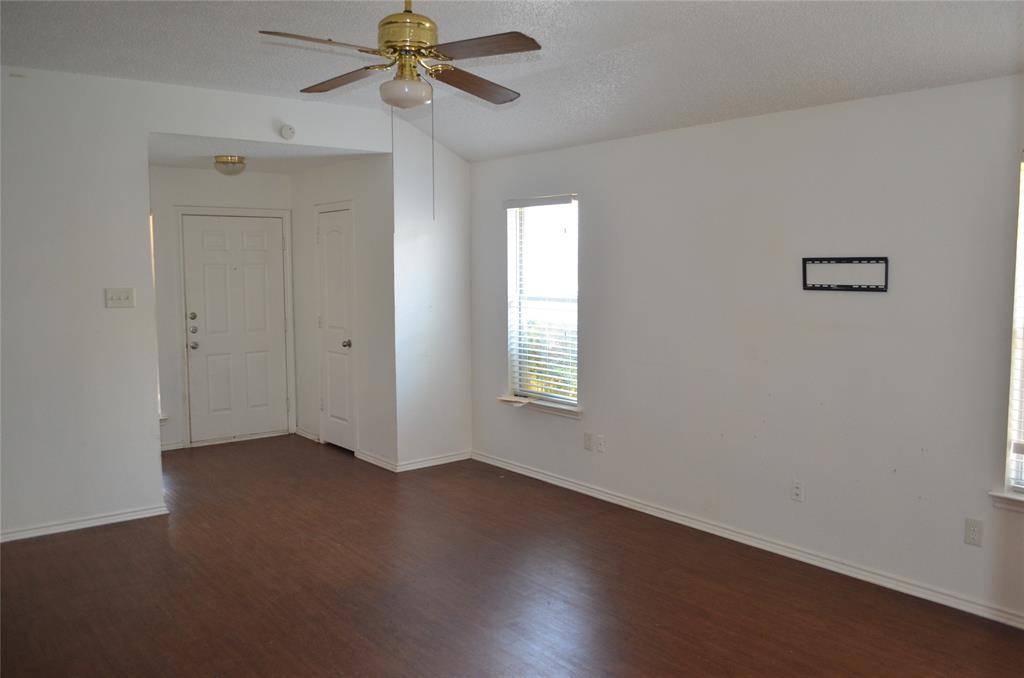 532 Majestic Park Lane, Cedar Hill, TX 75104