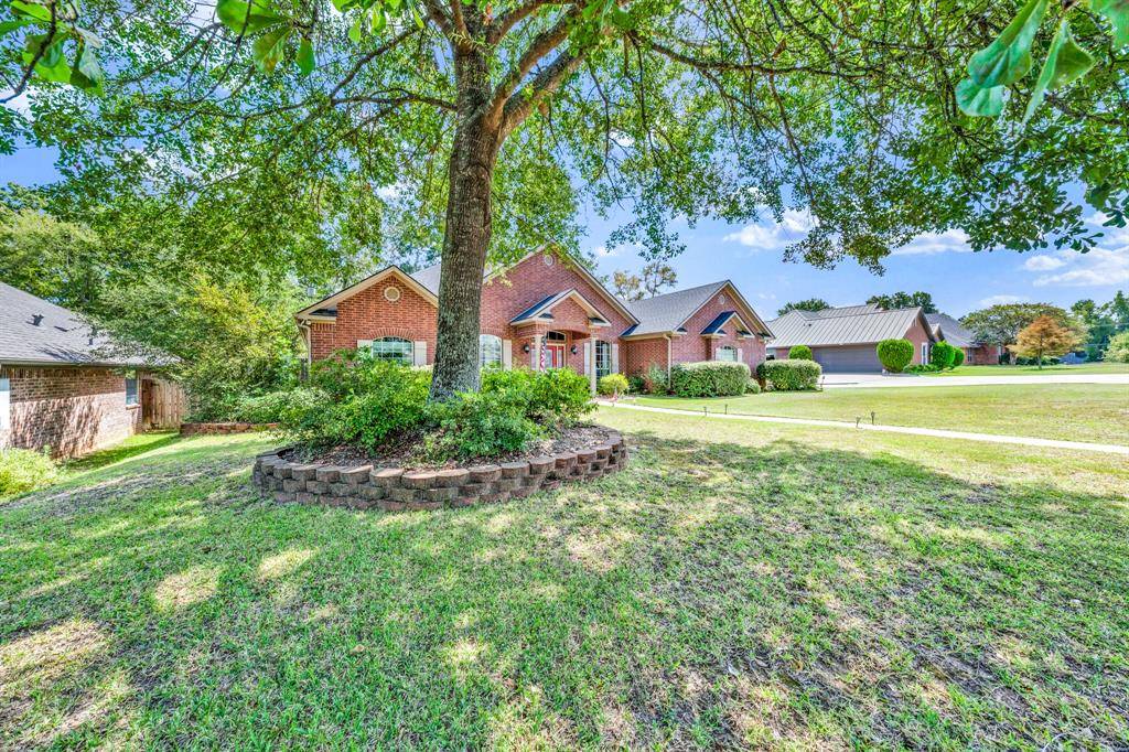 3808 Clarkway Place, Longview, TX 75605