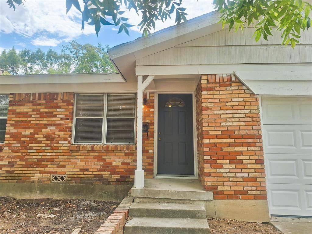 7204 Karen Drive, North Richland Hills, TX 76180