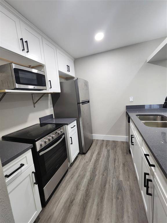 2200 E Trinity Mills Road #201, Carrollton, TX 75006