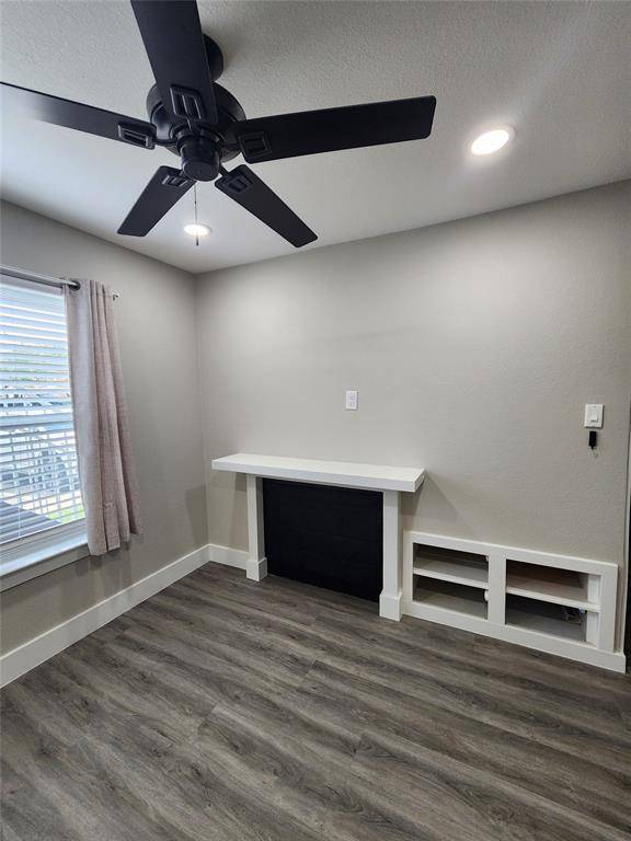 2200 E Trinity Mills Road #201, Carrollton, TX 75006