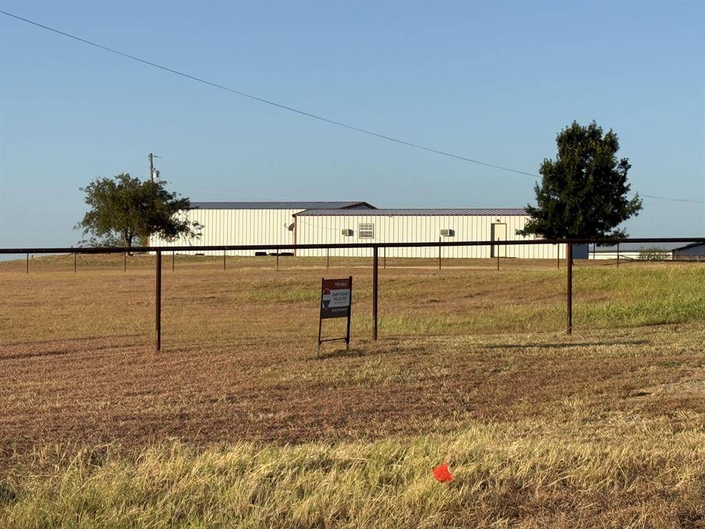 193 County Road 1793, Sunset, TX 76270