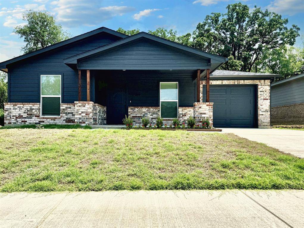 2384 Miller Street, Denison, TX 75020