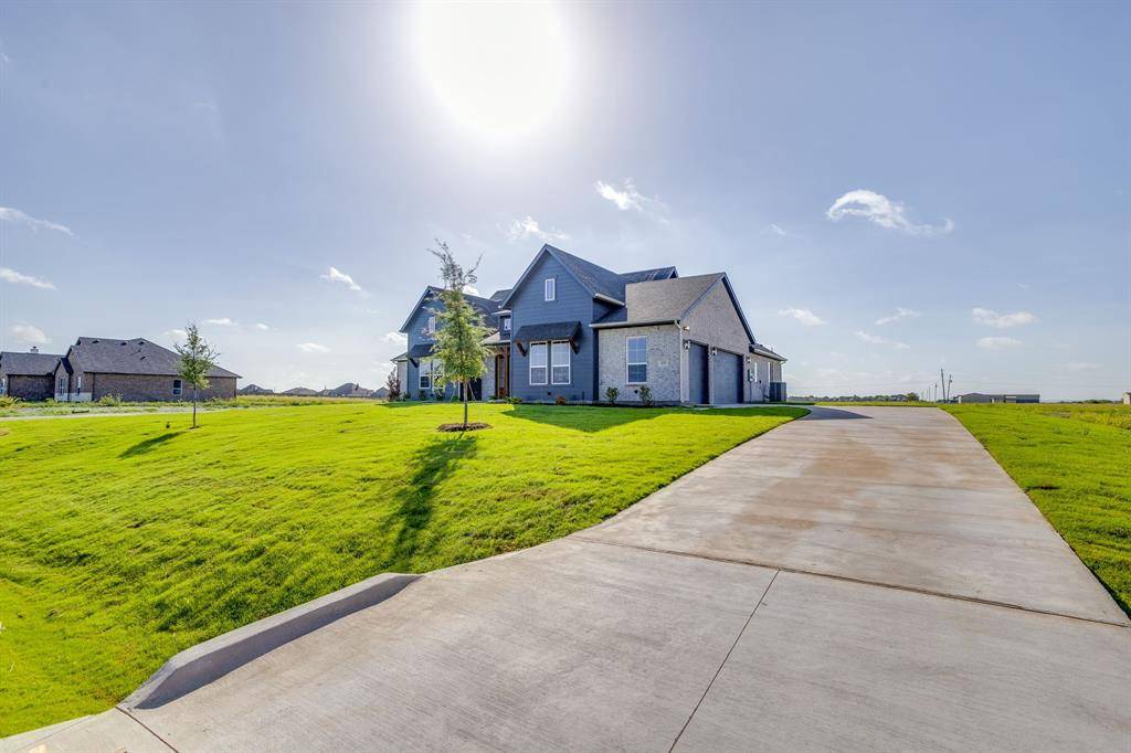 420 Harvest Time Lane, Venus, TX 76084