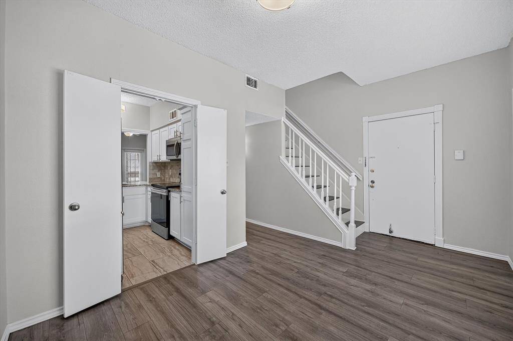 8550 Fair Oaks Crossing #112, Dallas, TX 75243