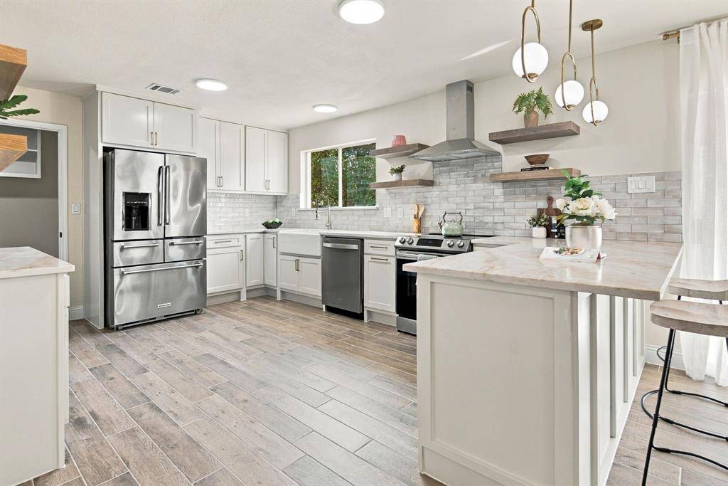 717 Redwing Drive, Saginaw, TX 76131