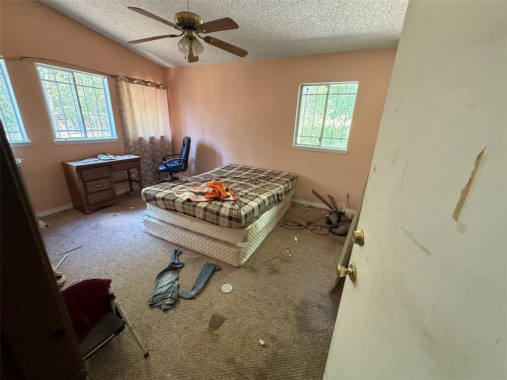 65 County Road 4164, Pittsburg, TX 75686