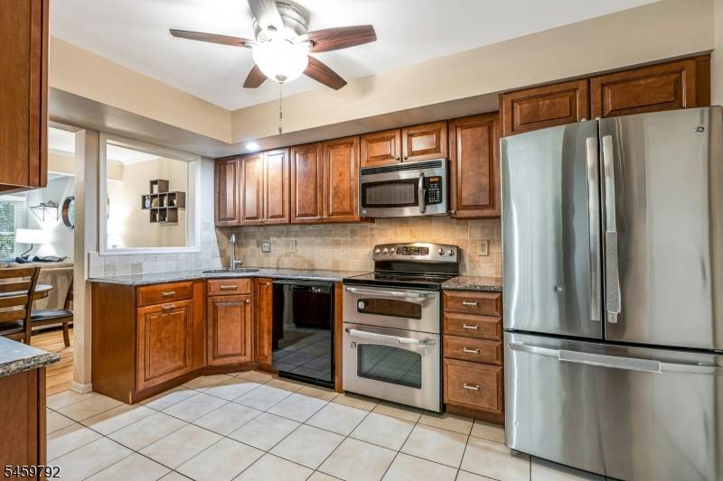 67 Stone Run Rd, Bedminster Twp., NJ 07921