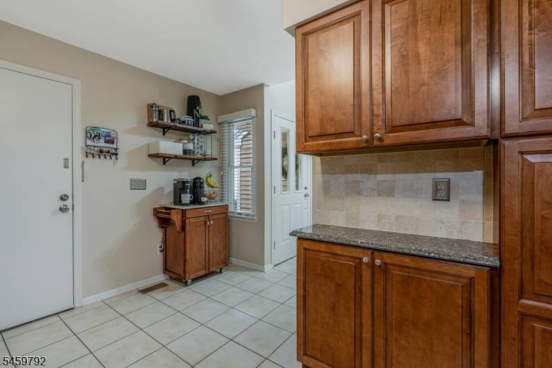 67 Stone Run Rd, Bedminster Twp., NJ 07921