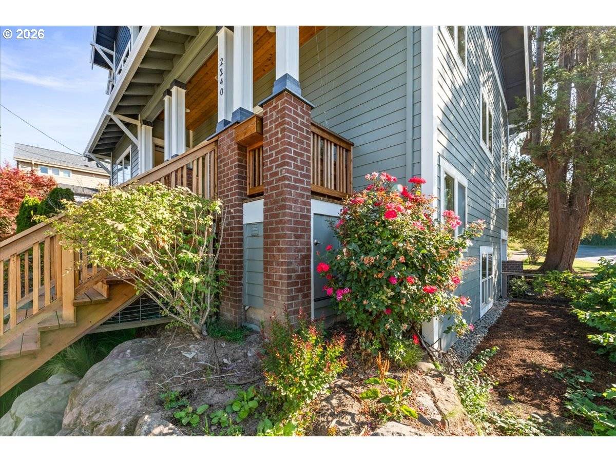2240 SE 48TH AVE, Portland, OR 97215