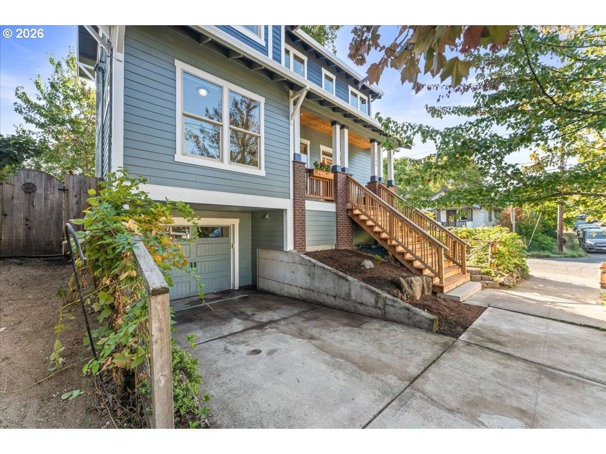2240 SE 48TH AVE, Portland, OR 97215