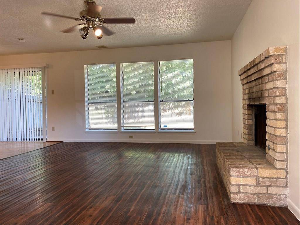 9004 Sedgemoor TRL #B, Austin, TX 78748