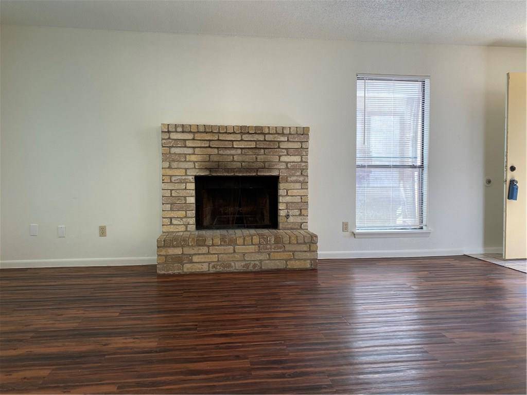 9004 Sedgemoor TRL #B, Austin, TX 78748