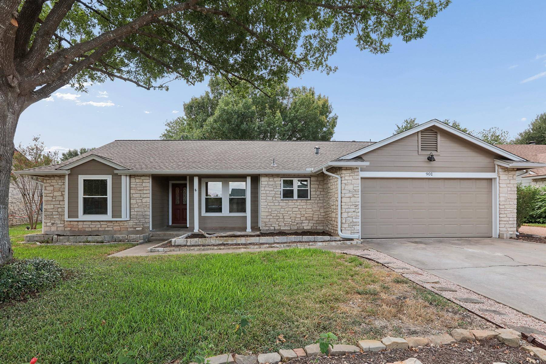 901 Ramble Creek DR, Pflugerville, TX 78660