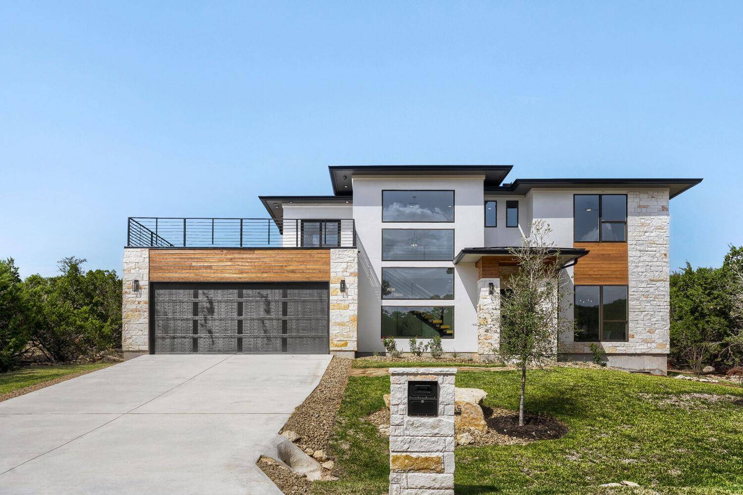 3405 Congress Ave, Lago Vista, TX 78645