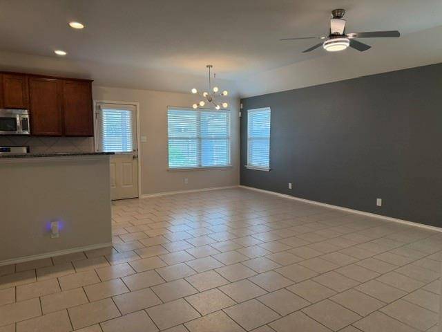 571 Dragon Ridge RD, Buda, TX 78610