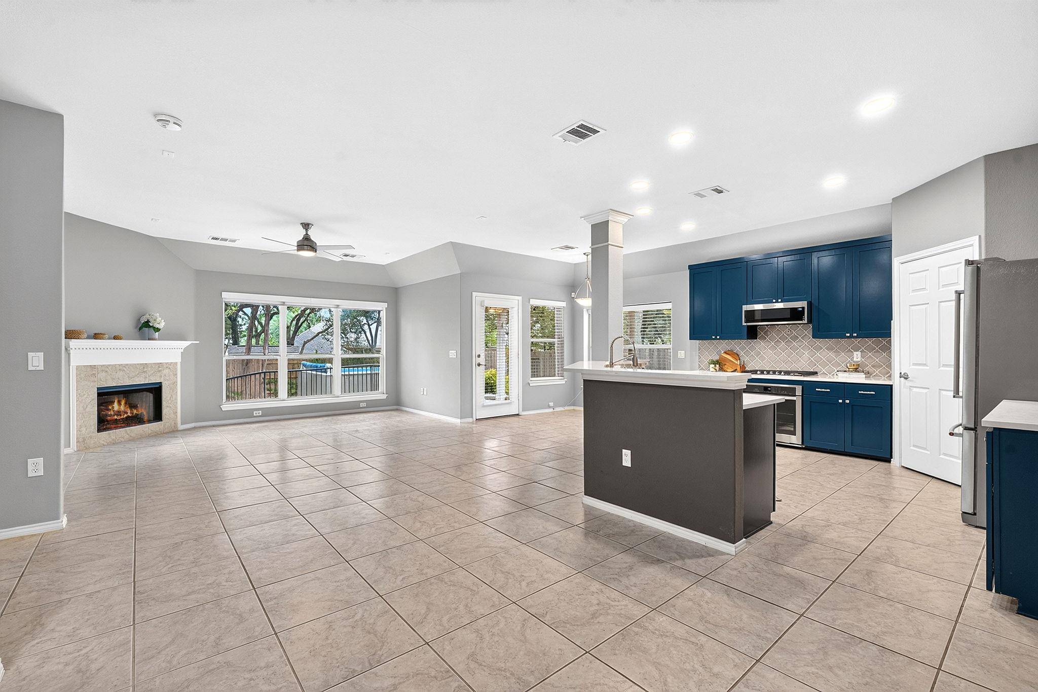 516 Carismatic LN, Austin, TX 78748