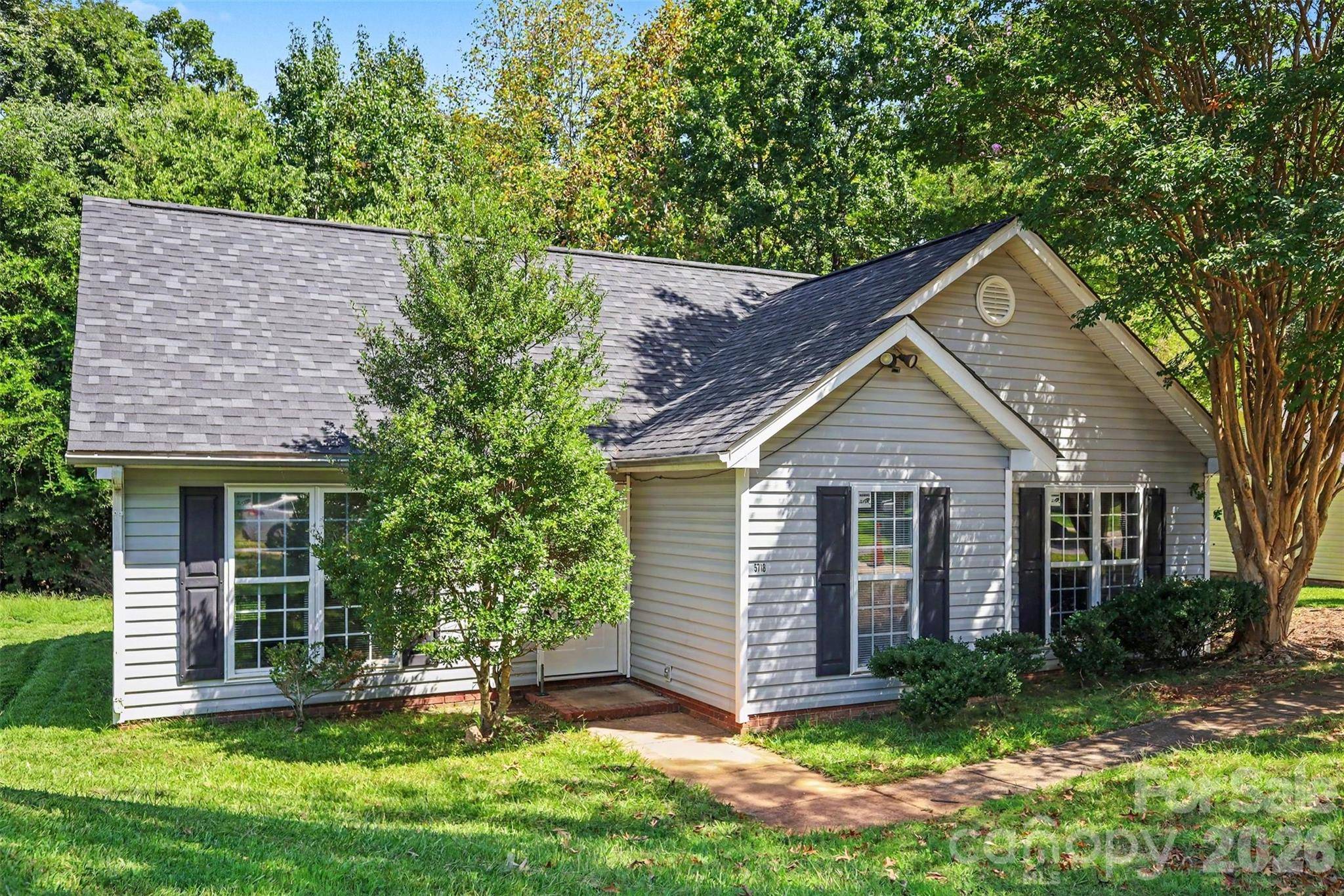 5718 Kirkdale CT, Charlotte, NC 28208