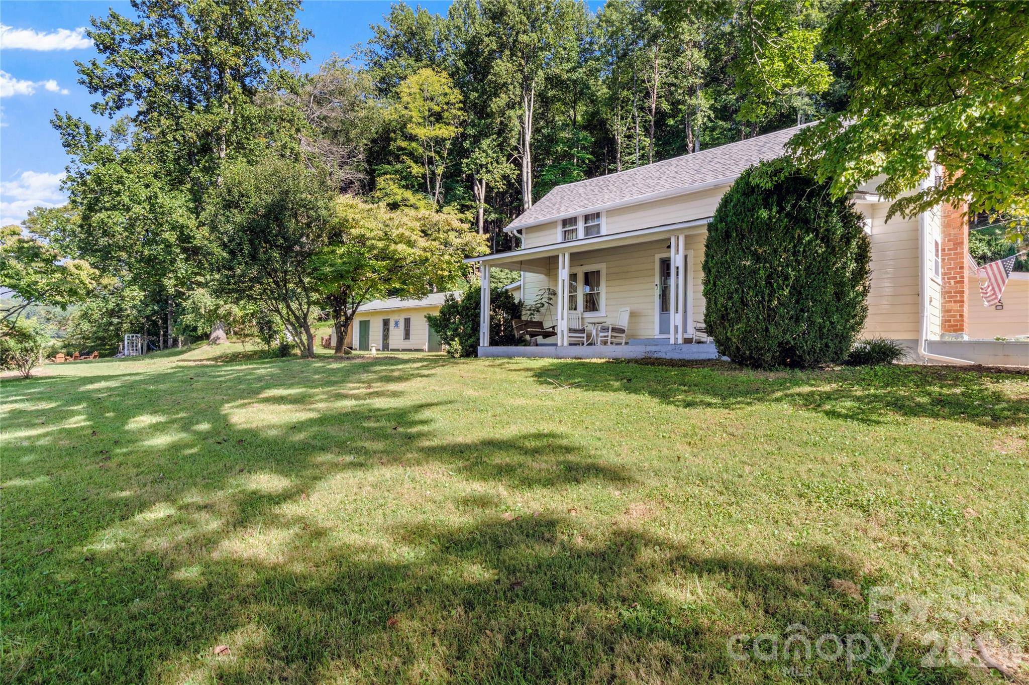 650 Carson Creek RD, Lowgap, NC 27024