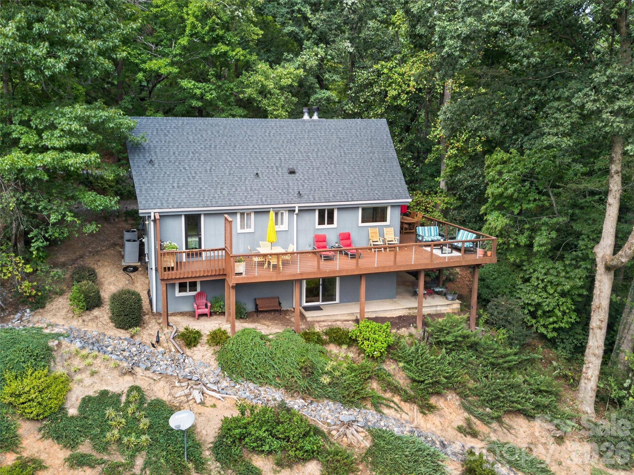 196 Fern LOOP, Lake Lure, NC 28746