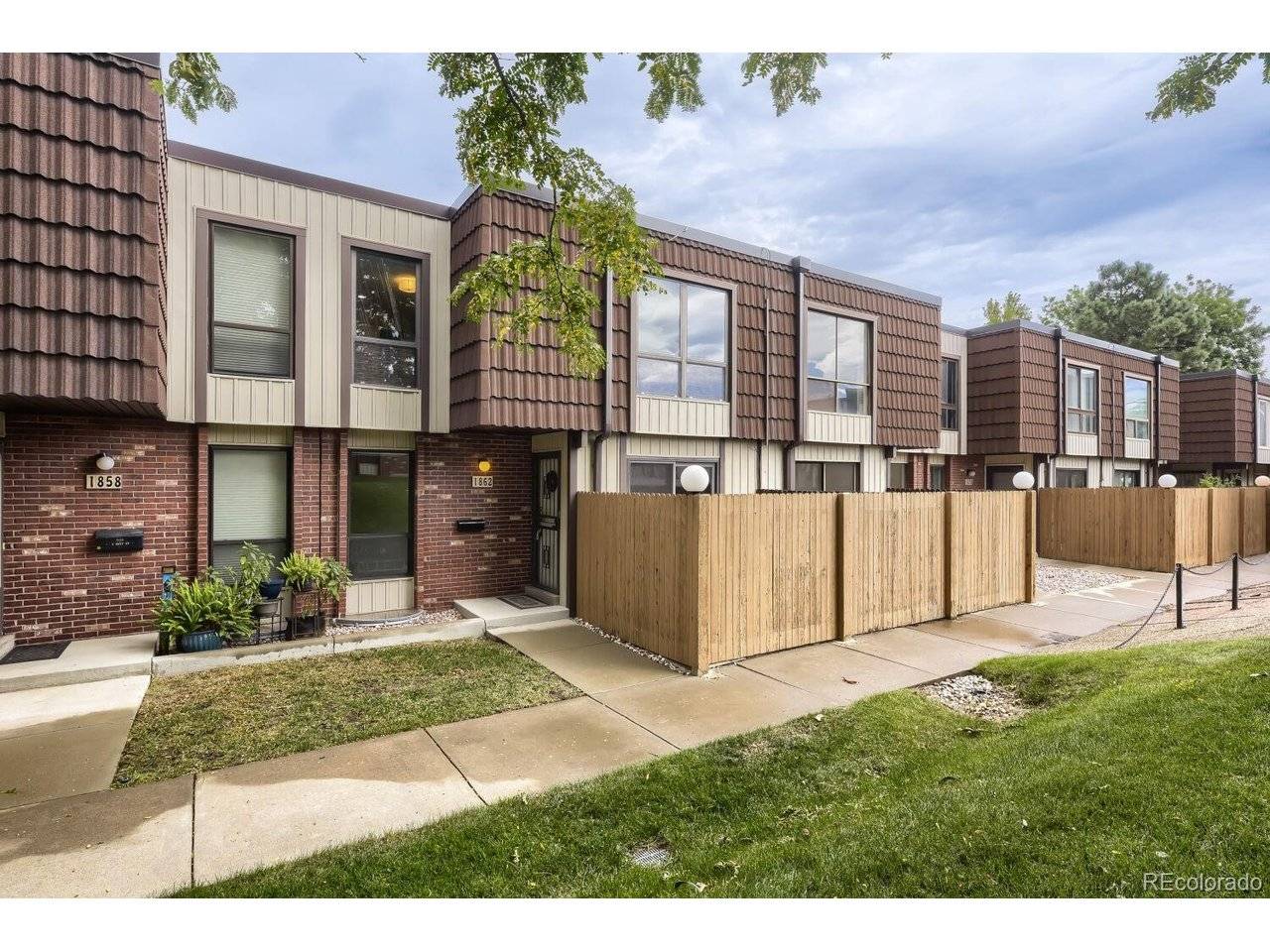 1862 S Hoyt, Lakewood, CO 80232