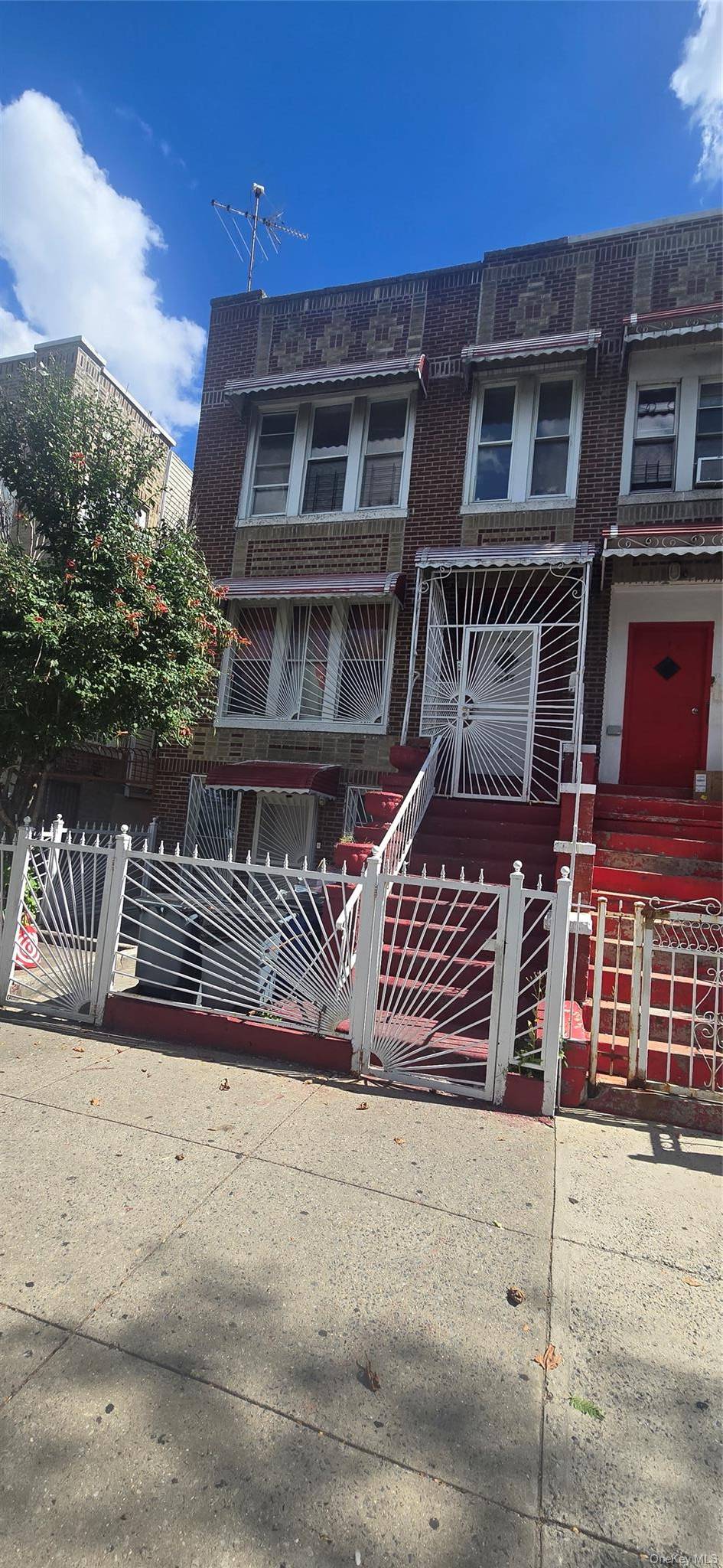 1348 Elder AVE, Bronx, NY 10472