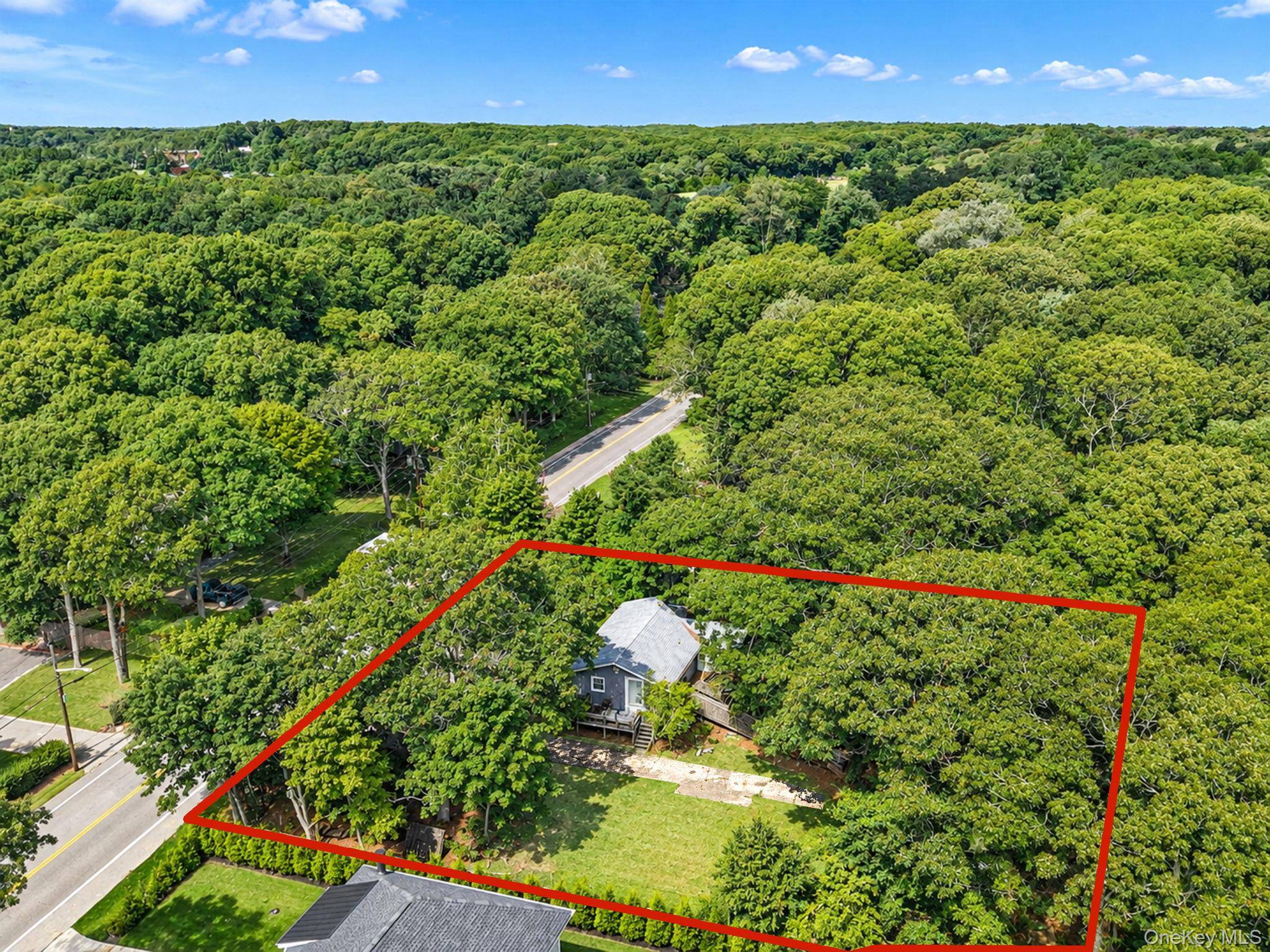 115 Huntington Crossway, Bridgehampton, NY 11932