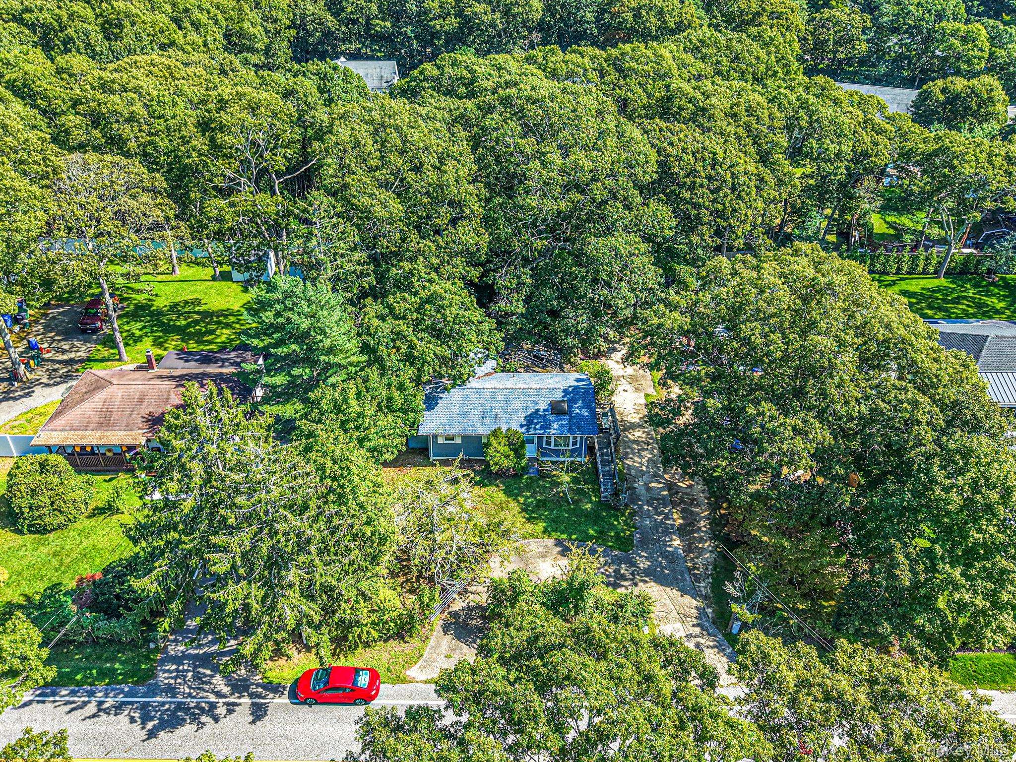 115 Huntington Crossway, Bridgehampton, NY 11932