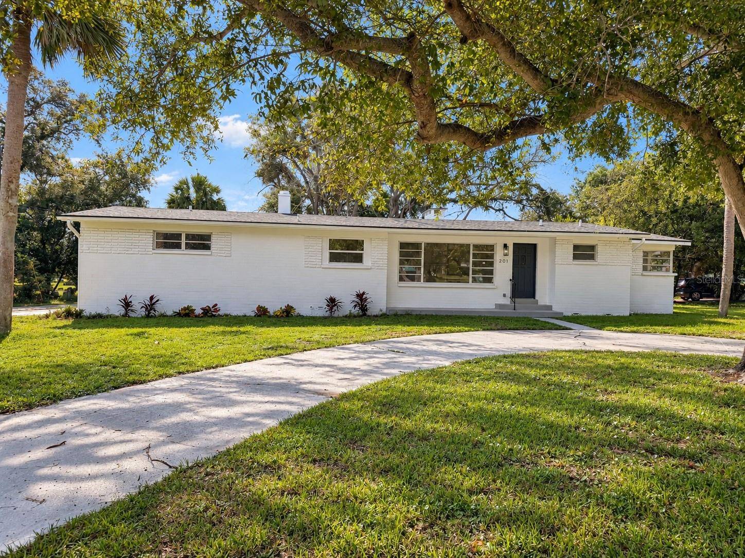 201 GRANADA ST, Holly Hill, FL 32117