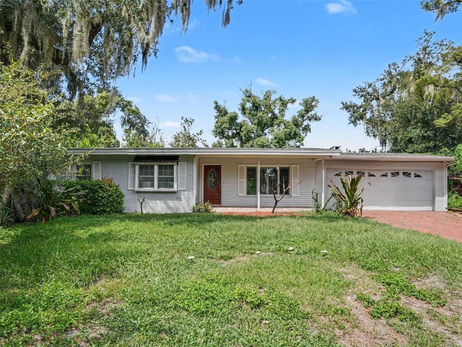520 LAUREL LN, Lakeland, FL 33813