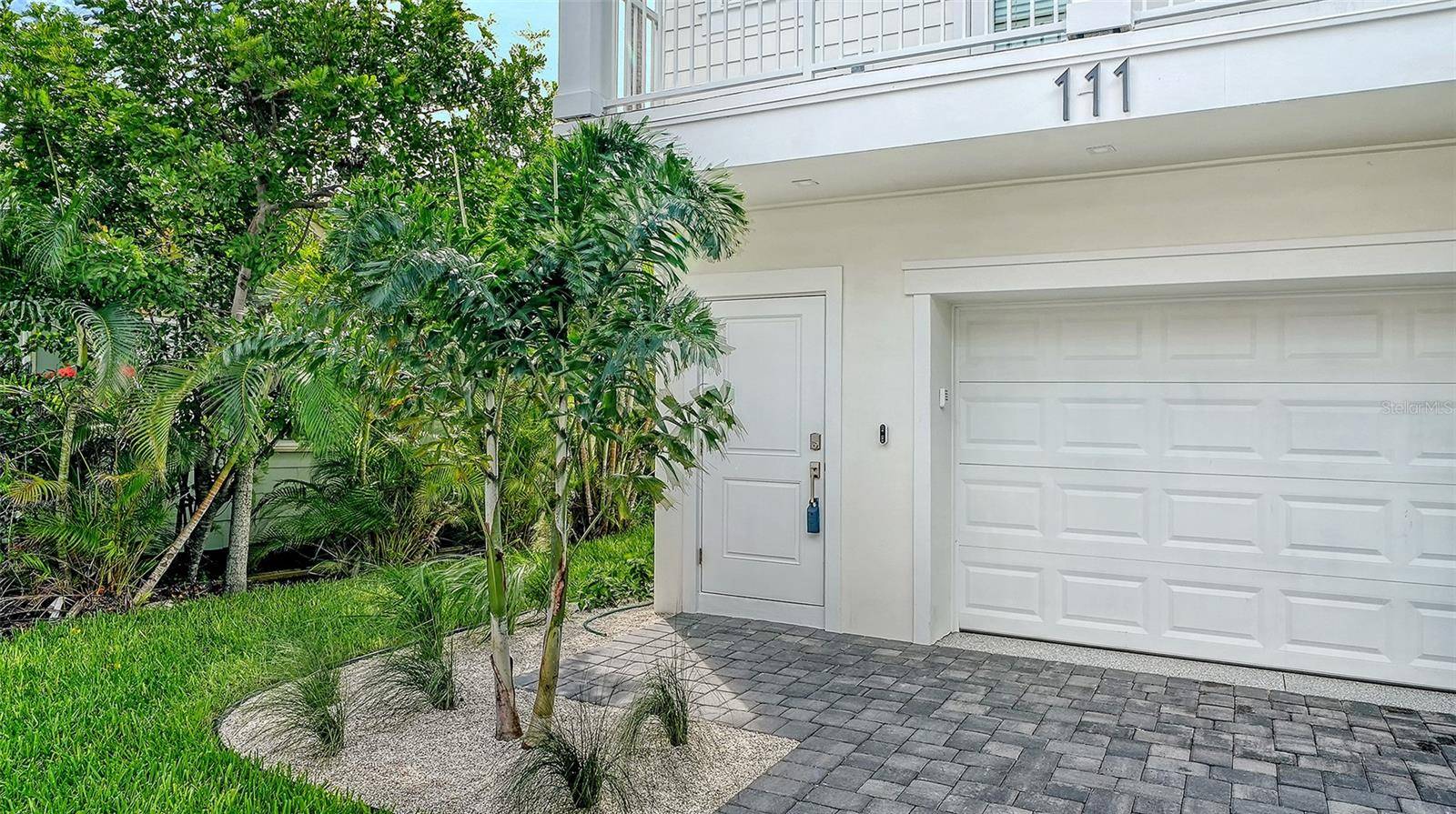 111 4TH ST S, Bradenton Beach, FL 34217