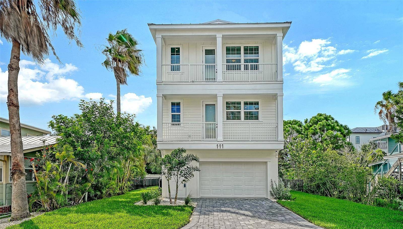 111 4TH ST S, Bradenton Beach, FL 34217